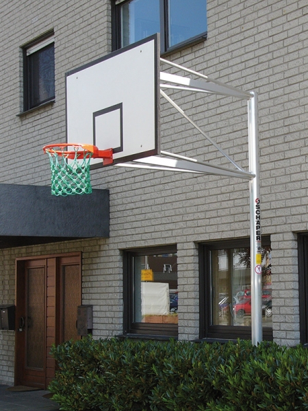 Стойки для баскетбола, одобрены TÜV