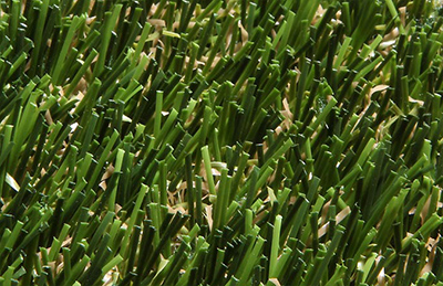 JUTAgrass® GREENVILLE S — искусственная ландшафтная трава, естественный зеленый с желтой подложкой